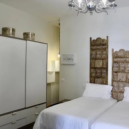 Ciudad Jardin Marina 公寓 *